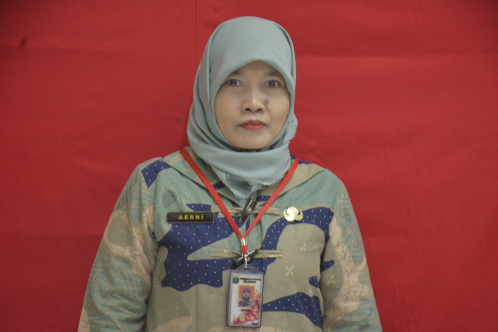 IBU AERNI - BENDAHARA BARANG