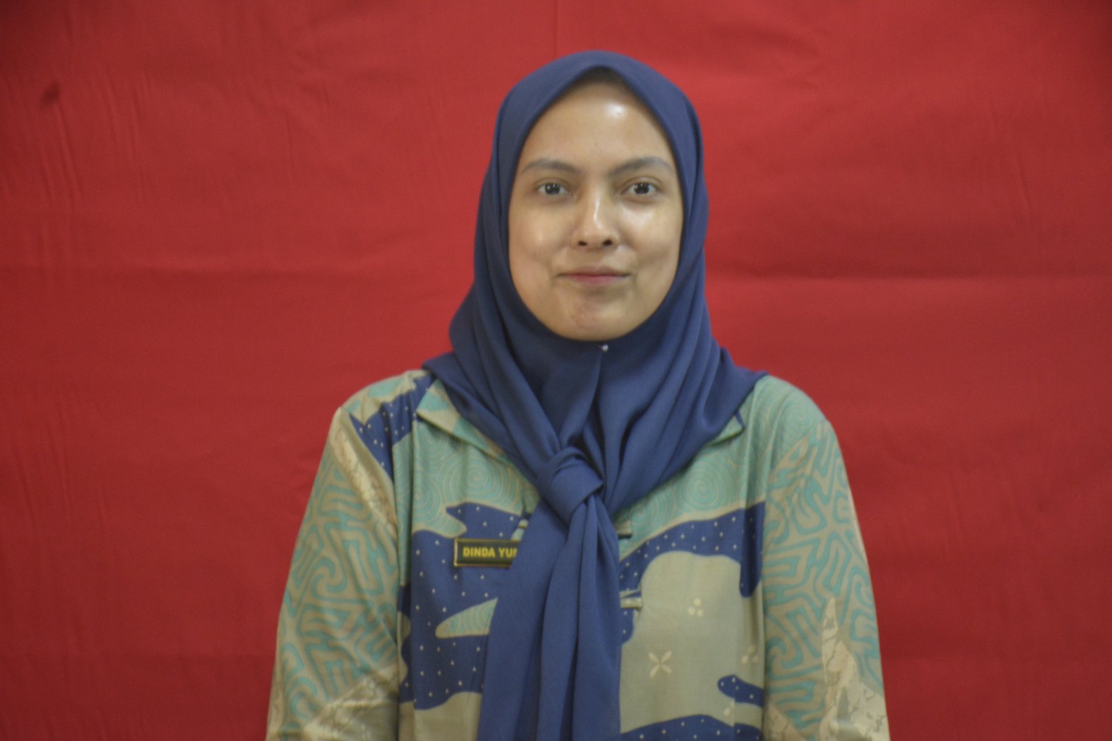 IBU DINDA - GURU BIOLOGI