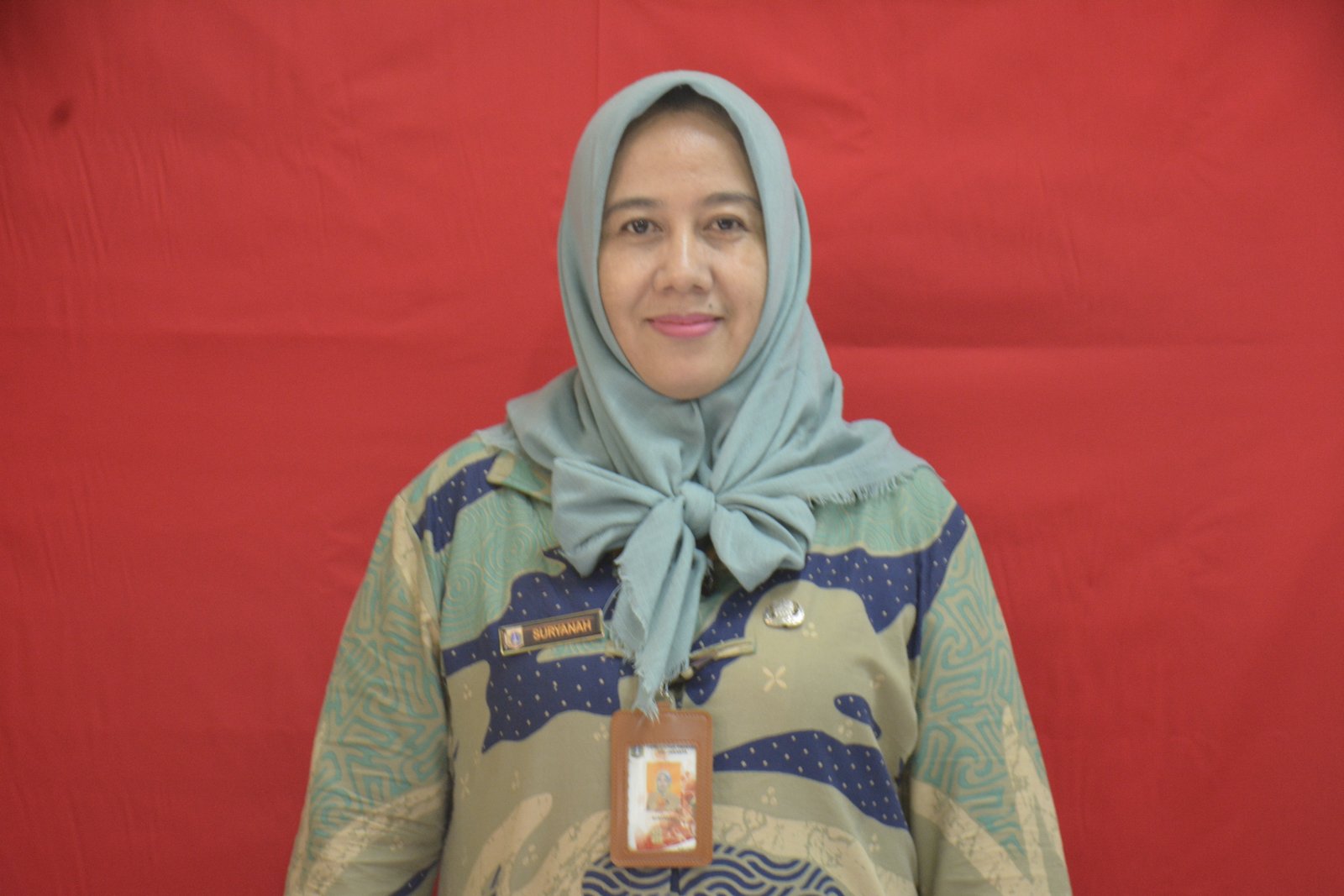 IBU SURYANAH - BENDAHARA KEUANGAN